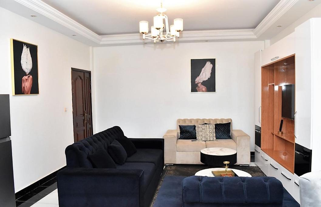 Residence L'Ecrin ยาอุนเด ภายนอก รูปภาพ