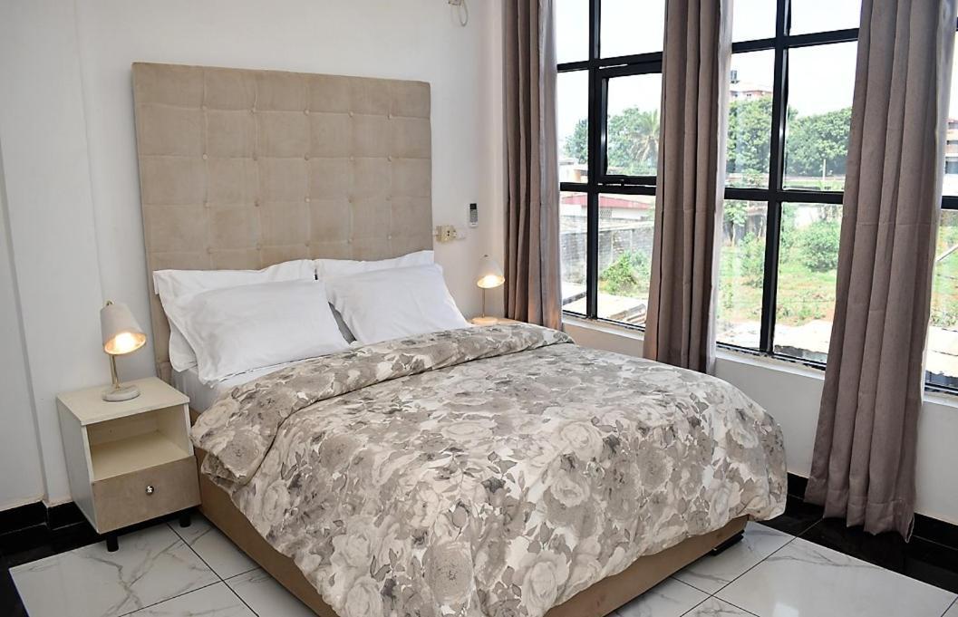 Residence L'Ecrin ยาอุนเด ภายนอก รูปภาพ