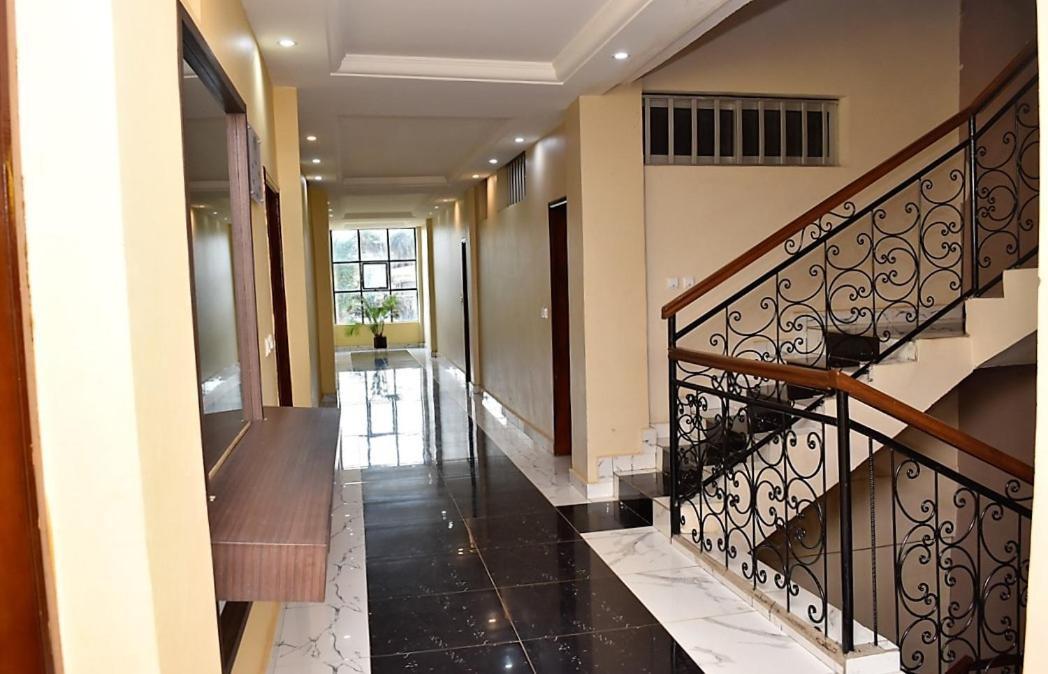 Residence L'Ecrin ยาอุนเด ภายนอก รูปภาพ