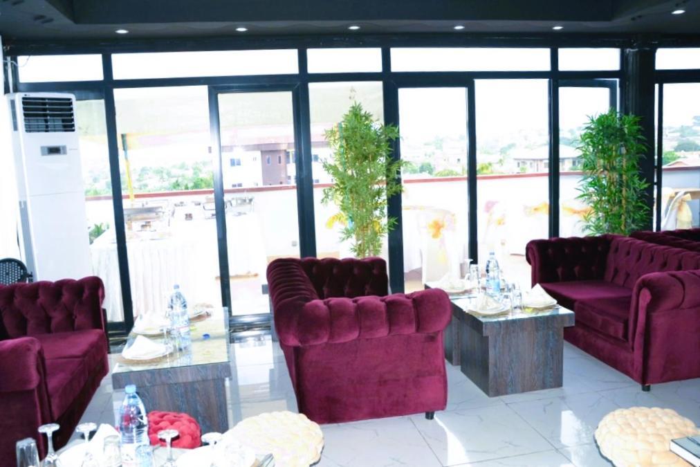 Residence L'Ecrin ยาอุนเด ภายนอก รูปภาพ